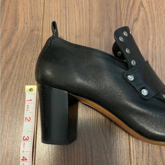 CELINE SOFT LEATHER SLIPPER PUMP 70 STUD DETAIL BLACK LOAFERS SIZE 38.5 - Picture 4 of 11